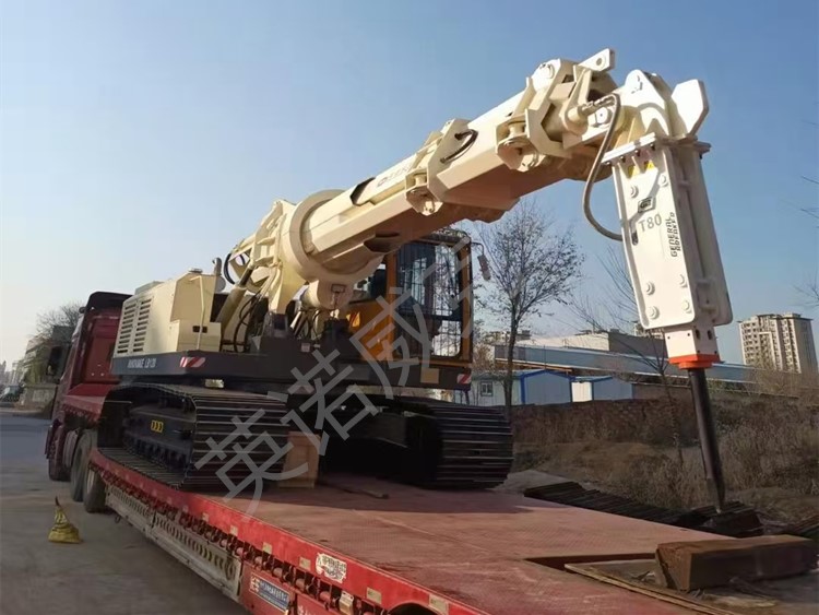 LB120型履帶式全液壓拆包機(jī)